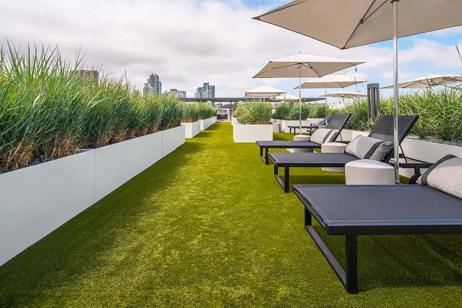 Artificial grass patio relaxation area from SYNLawn