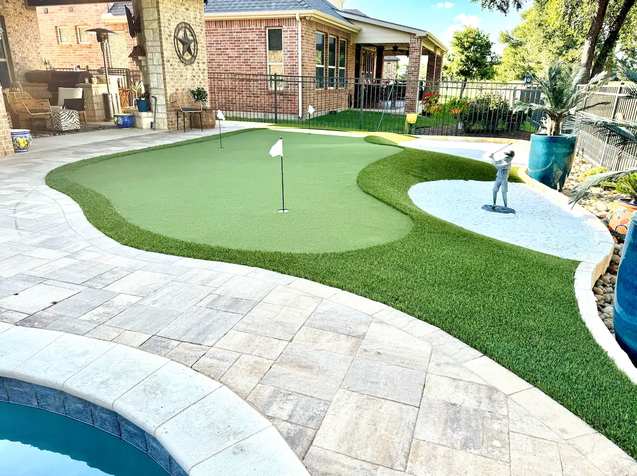 residential putting green