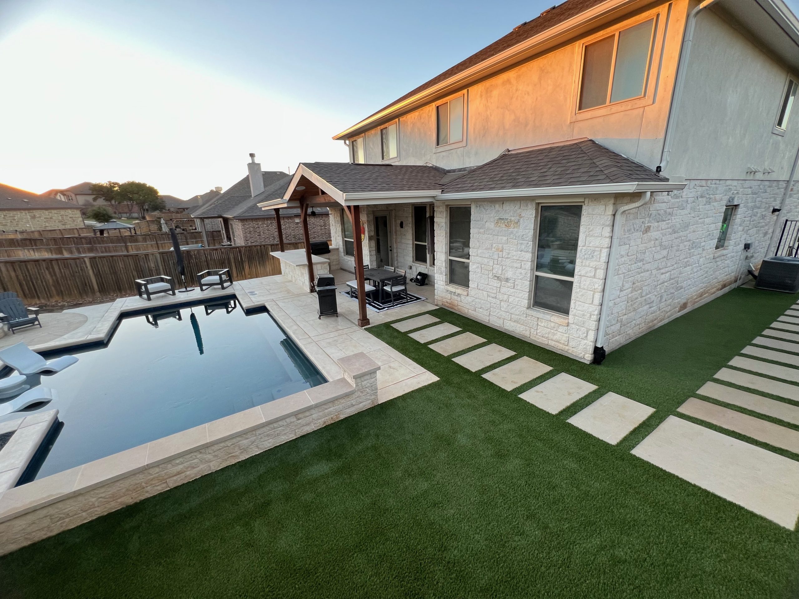 San Diego Artificial Turf Pool Deck SYNLawn
