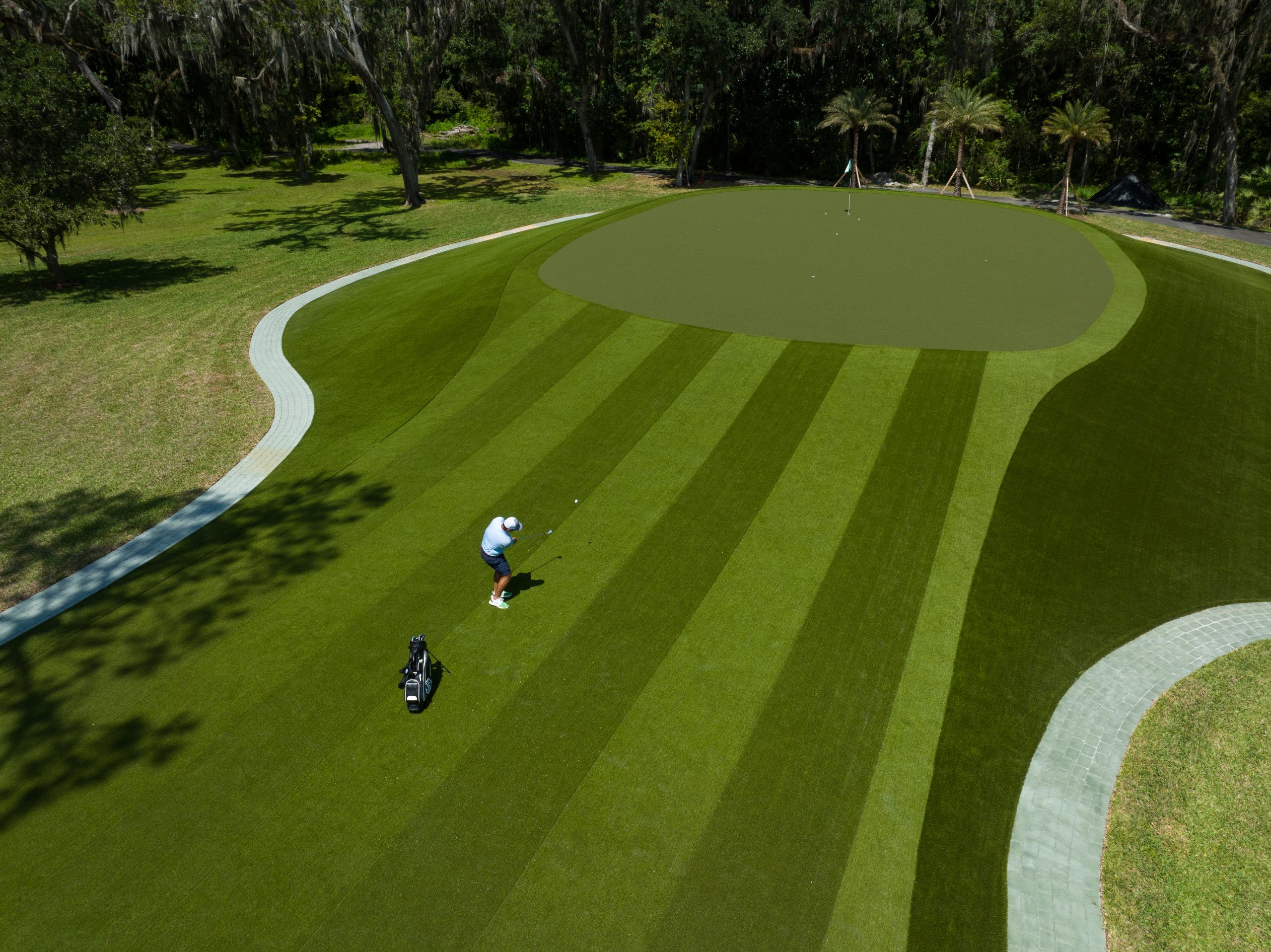 SYNLawn Golf custom putting green SYNLawn Golf custom San Diego putting green